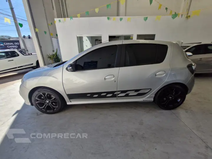 SANDERO 2.0 16V RS