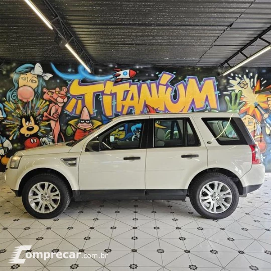 FREELANDER 2 SE I6
