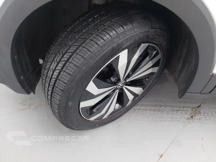 T-CROSS 1.0 200 TSI TOTAL FLEX COMFORTLINE AUTOMÁTICO