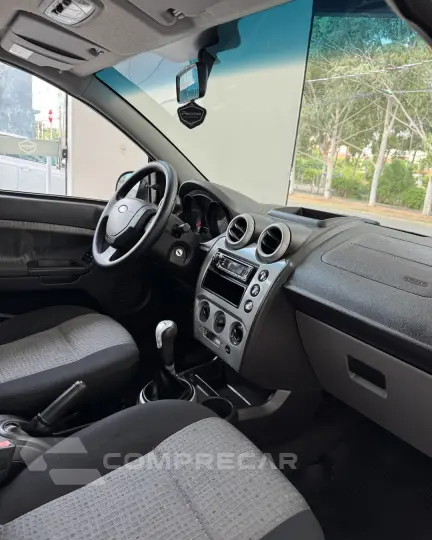 FIESTA 1.6 MPI Class Sedan 8V