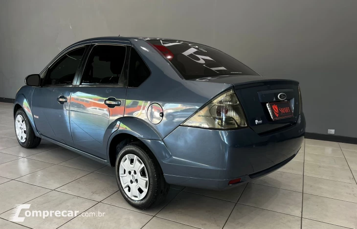 Fiesta Sedan 1.6 (Flex)