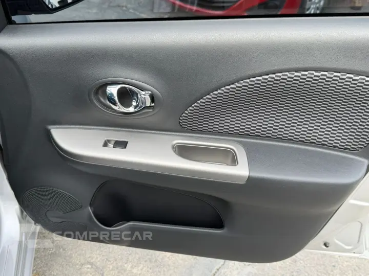 MARCH SV 1.6 16V Flex Fuel