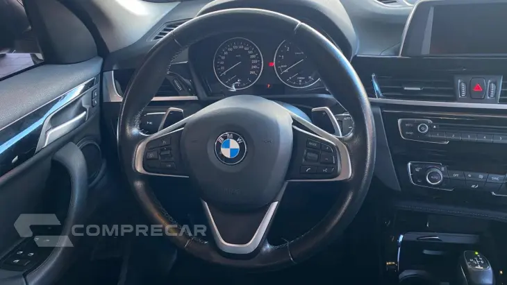 BMW X1 2.0 16V TURBO SDRIVE20I 4P