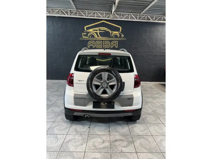 CROSSFOX 1.6 MI FLEX 8V 4P MANUAL