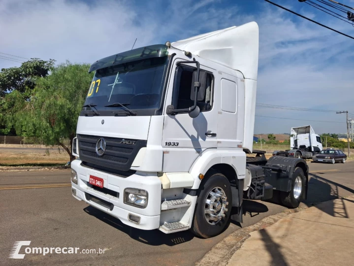 CAMINHAO  MB 1933    4X2