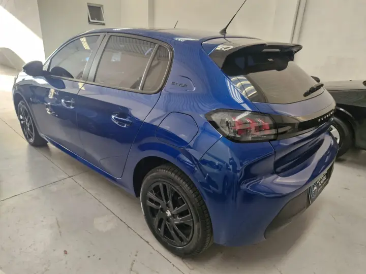 208 1.0 Firefly Style