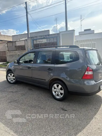 GRAND LIVINA 1.8 16V