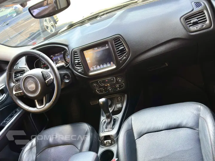 COMPASS 2.0 16V DIESEL TRAILHAWK 4X4 AUTOMÁTICO
