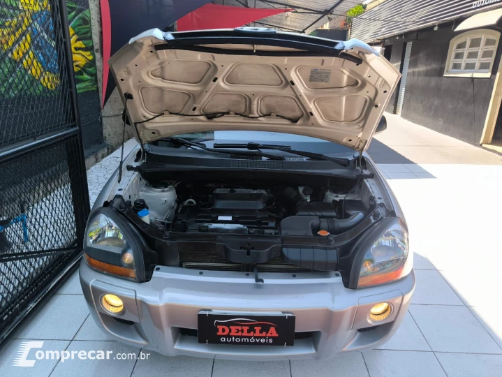 TUCSON 2.0 GL 2WD 16V