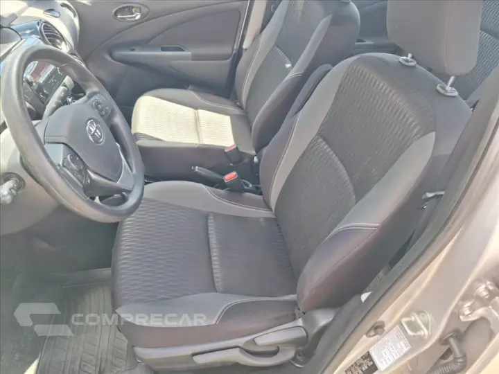 ETIOS 1.5 XS SEDAN 16V FLEX 4P AUTOMÁTICO
