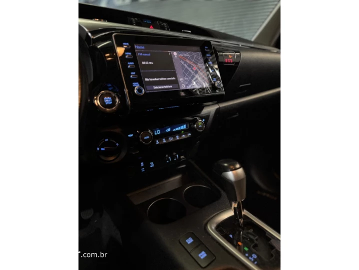 HILUX 2.8 D-4D TURBO DIESEL CD SRX 4X4 AUTOMÁTICO