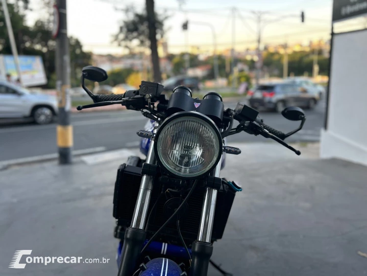 Trophy 1200