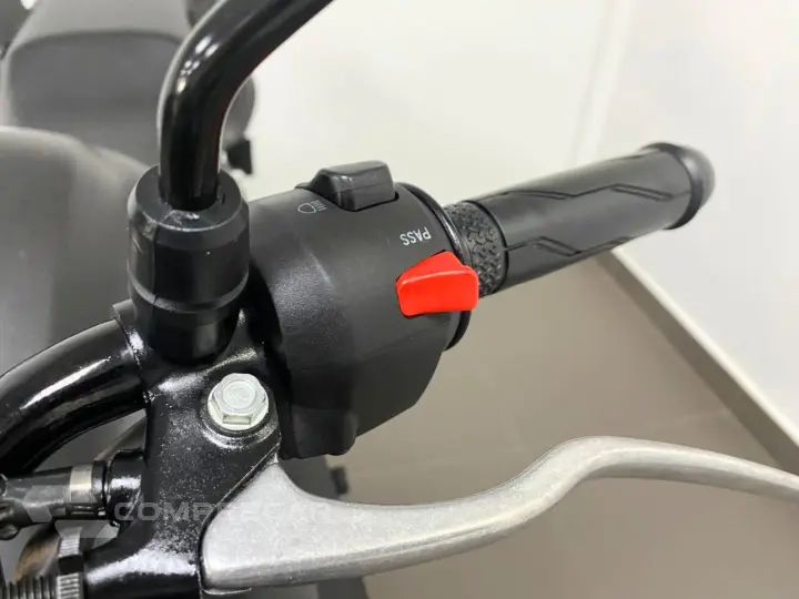 YAMAHA YS 150 FAZER SED