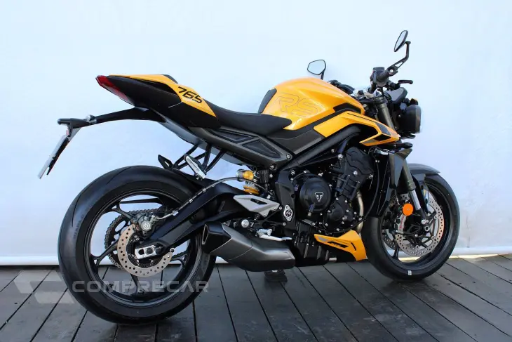 TRIUMPH STREET TRIPLE RS ABS