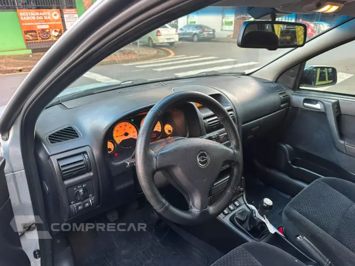 Astra Advantage 2.0 MPFI 8V FlexPower 5p