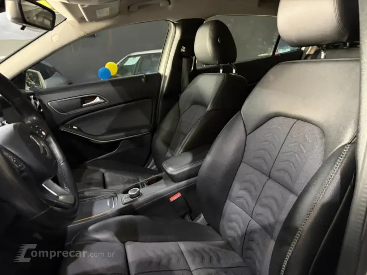 GLA 200 1.6 CGI FLEX STYLE 7G-DCT