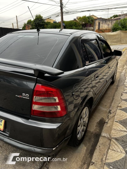 ASTRA 2.0 MPFI Advantage 8V