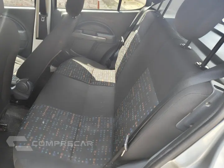 Uno 1.0 Evo Vivace 8V Flex 4P Manual