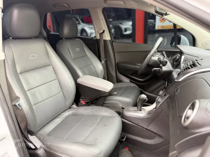 TRACKER LT 1.8 16V Flex 4x2 Aut.