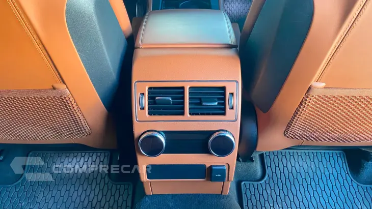 JAGUAR F-PACE 5.0 V8 SUPERCHARGED SVR AWD
