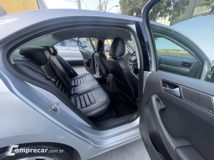 JETTA 1.4 16V TSI Trendline