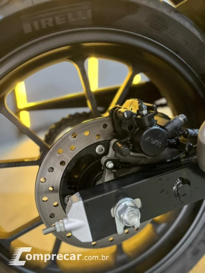 CB Twister 300 F
