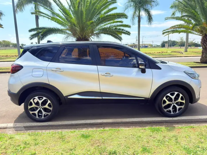 CAPTUR 2.0 16V Intense
