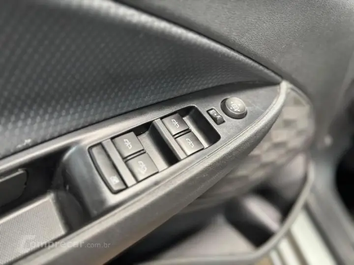 ONIX HATCH LT 1.0 12V FLEX 5P MEC