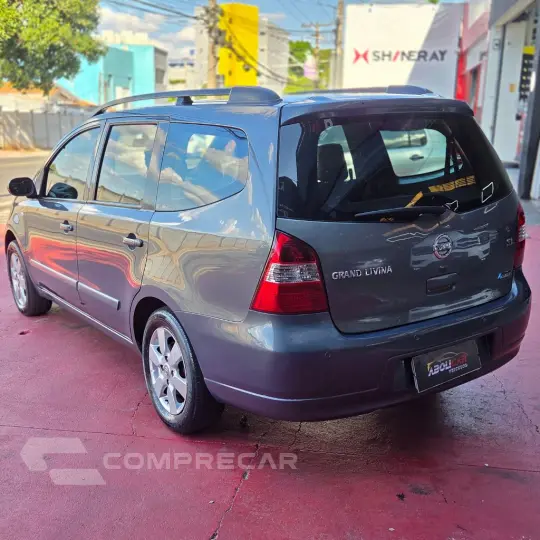 LIVINA GRAND SL 1.8 16V Flex Fuel Aut.