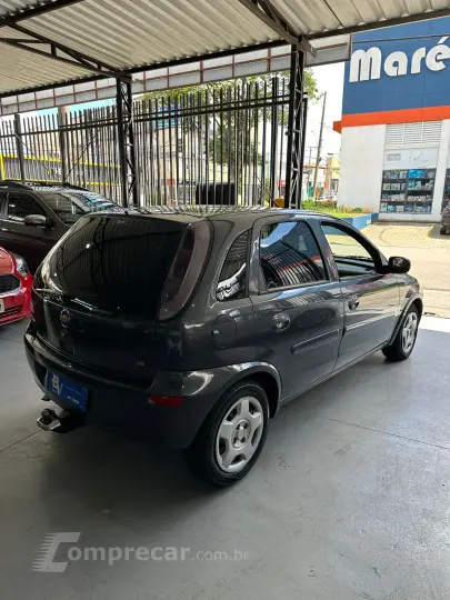 CORSA 1.8 MPFI Premium 8V