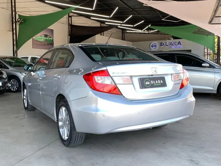 CIVIC 1.8 LXL 16V