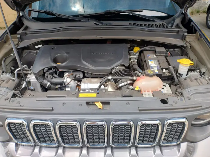 RENAGADE LONGITUDE 1.3 TURBO