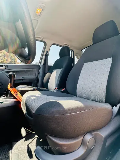 FIESTA 1.6 MPI Class Sedan 8V