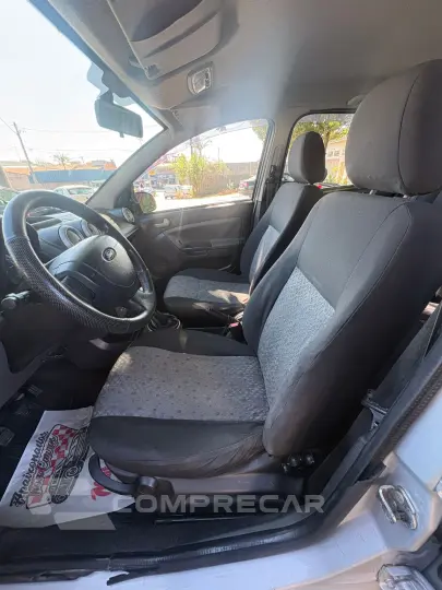 FIESTA 1.6 MPI Class Hatch 8V