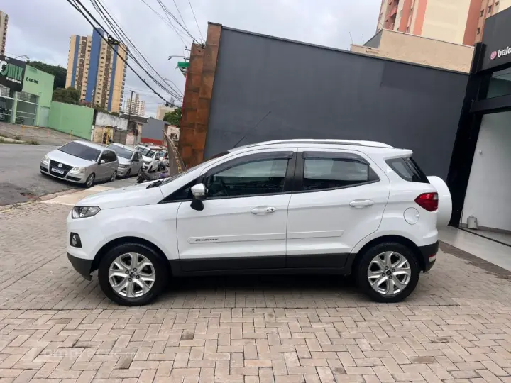 EcoSport TITANIUM 2.0 16V Flex 5p Aut.