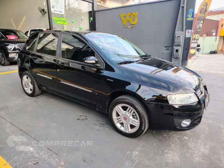 Stilo Dualogic 1.8 Flex 8V 5p