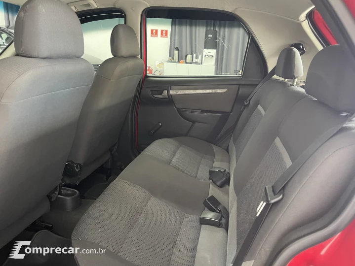 CELTA 1.0 MPFI LT 8V