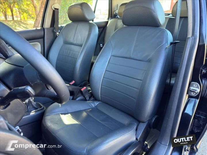 GOLF 1.6 MI SPORTLINE 8V FLEX 4P MANUAL