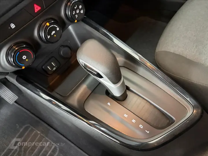 ONIX 1.0 TURBO FLEX AUTOMÁTICO