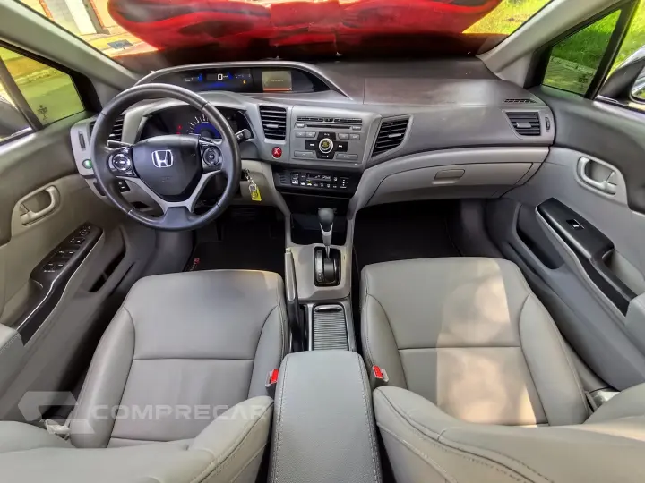 CIVIC 1.8 LXS 16V FLEX 4P AUTOMÁTICO