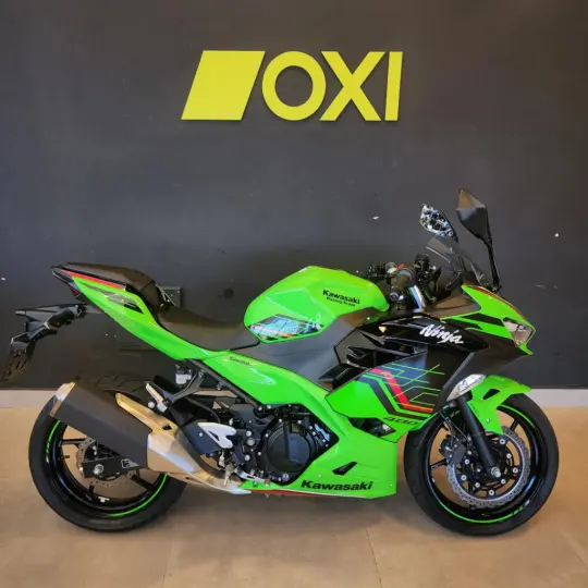 NINJA 400