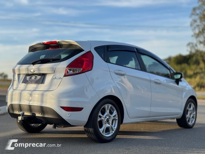 Fiesta Hatch 1.6 (Flex)