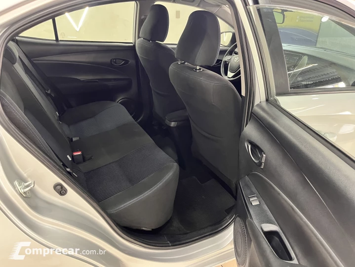 YARIS 1.5 16V Sedan XL Live