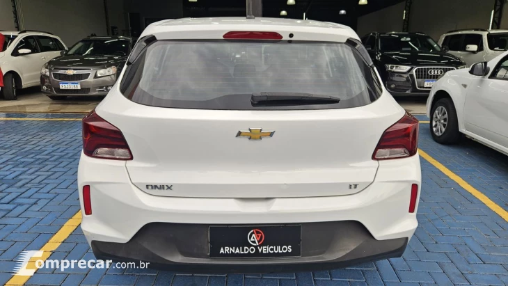 ONIX HATCH LT 1.0 12V Flex 5p Mec.