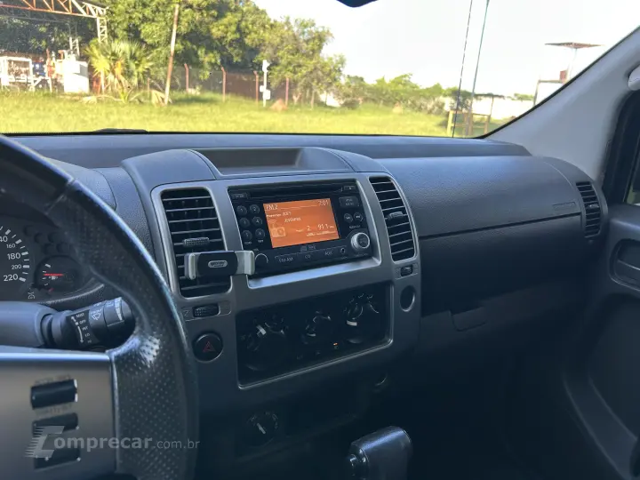 FRONTIER 2.5 LE Attack 4X4 CD Turbo Eletronic