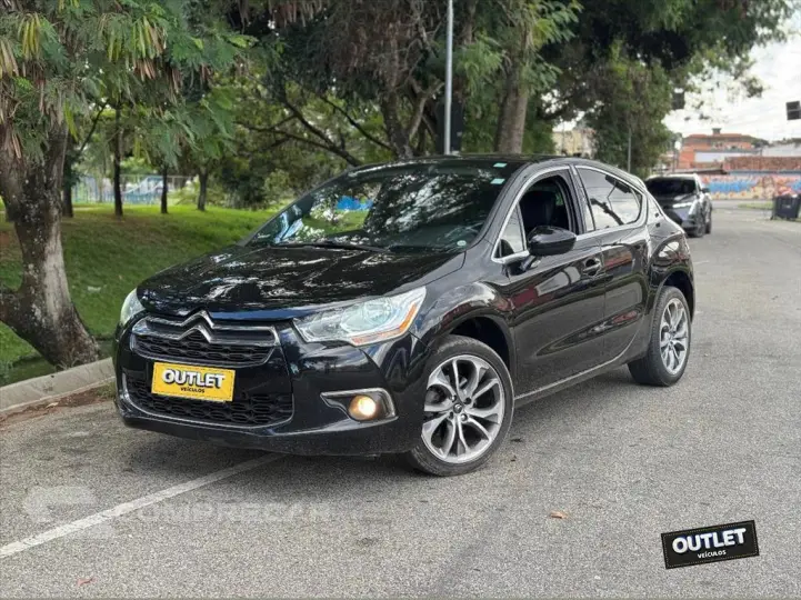 DS4 1.6 THP CHIC 165 16V TURBO GASOLINA 4P AUTOMÁ