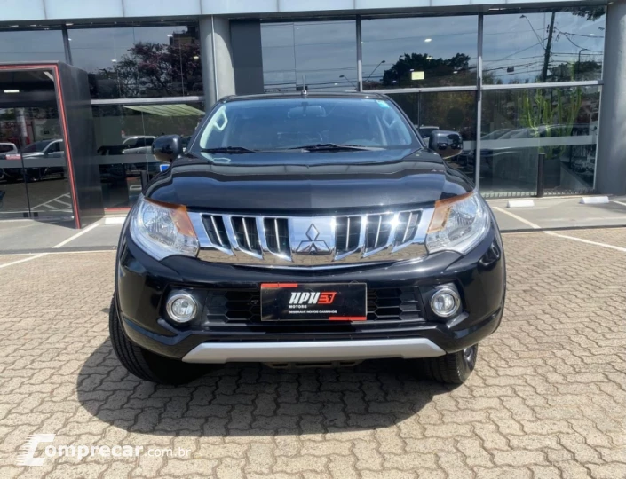 L200 TRITON 2.4 16V Turbo Sport GLS CD 4X4