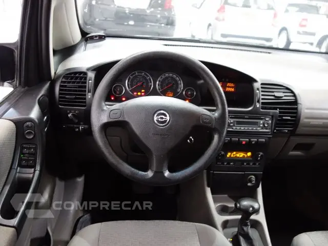 ZAFIRA - 2.0 MPFI EXPRESSION 8V 4P AUTOMÁTICO