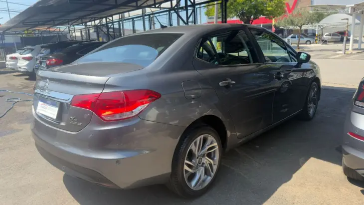 C4 Sedan 1.6 16V 4P LOUNGE EXCLUSIVE THP TURBO AUTOMÁTICO
