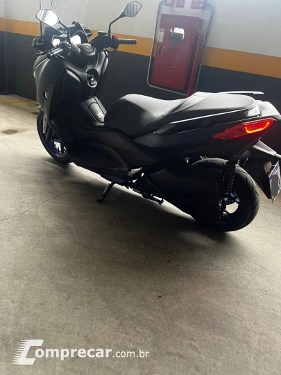 X-Max 250